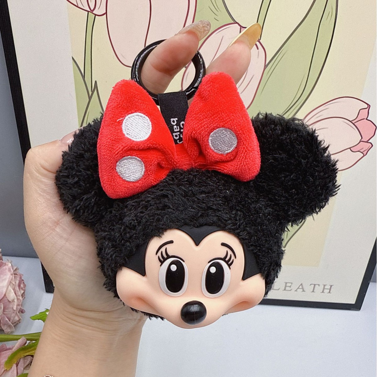 Anime Merchandise Keychain - Porte-clés poupée en peluche Mickey Minnie,